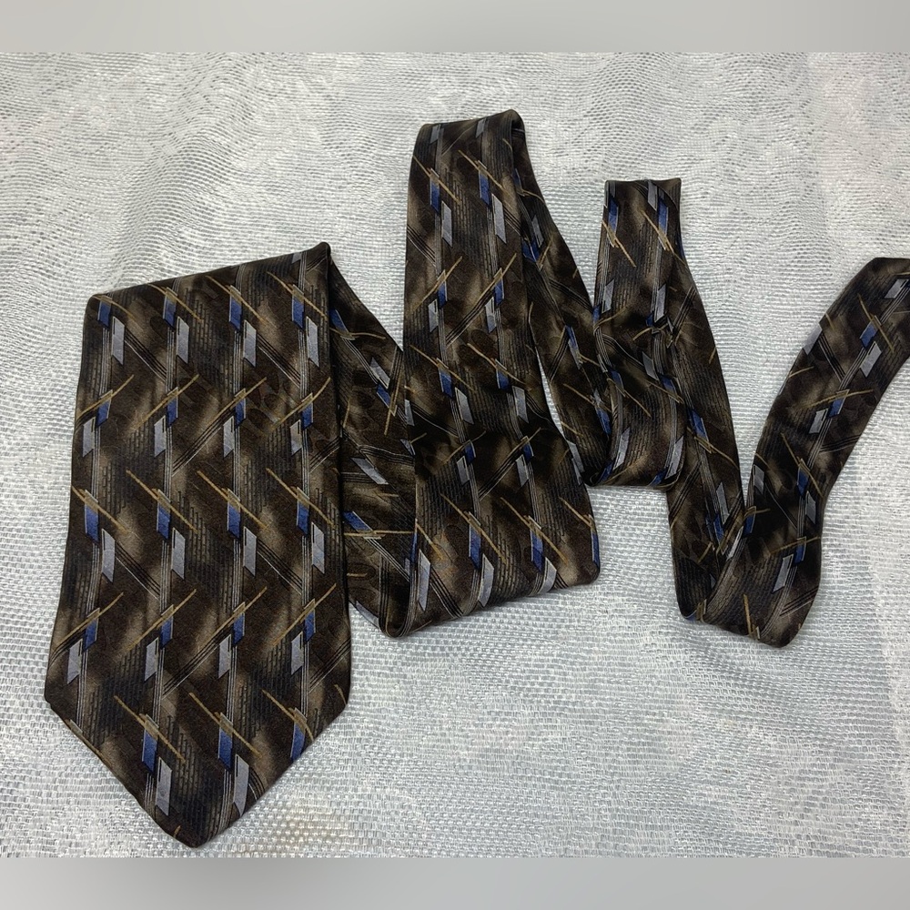 Vintage Christian Dior Monsieur Men’s Tie 80s 90s  100% Silk Made in Canada
